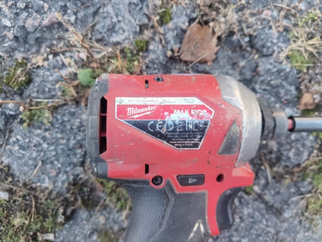 1400964-14 Milwaukke paket