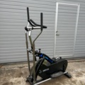 1427436-2 Crosstrainer – Indoor Walking 2