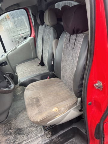 1351334-40 Nissan Primastar 2.9t 2.0 dCi Manuell, 114hk, -2012