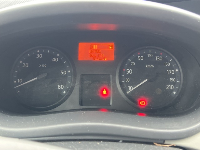 1351334-42 Nissan Primastar 2.9t 2.0 dCi Manuell, 114hk, -2012