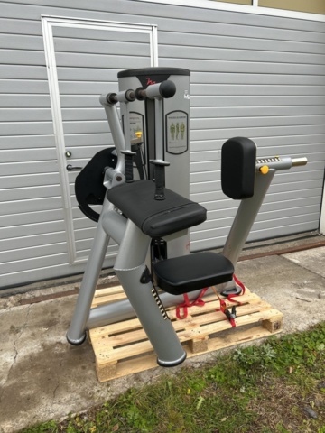 1427434-3 Tricepsmaskin – Freemotion