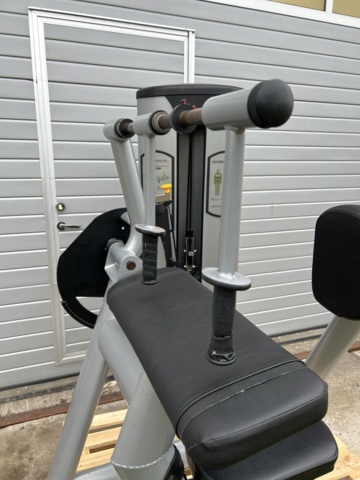 1427434-5 Tricepsmaskin – Freemotion