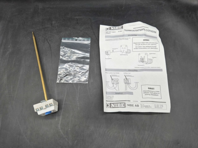 1432359-2 Thermostat, 3 pcs – NIBE, Cotherm TUS 30–80°C with temperature limiter