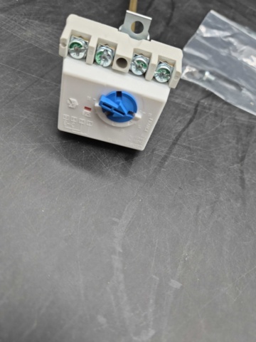 1432359-3 Thermostat, 3 pcs – NIBE, Cotherm TUS 30–80°C with temperature limiter