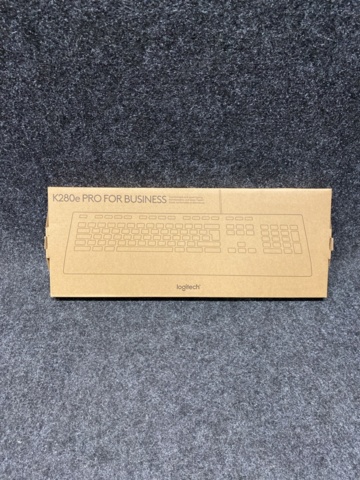 1429445-8 Sortiment med hemelektronik