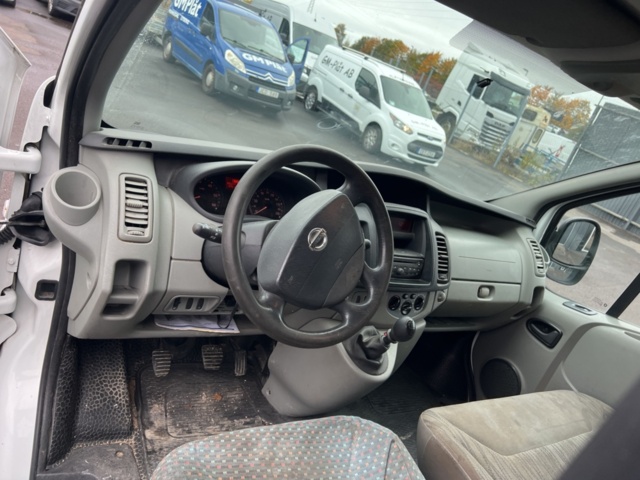 1351336-34 Nissan Primastar 2.9t 2.0 dCi Manuell, 114hk, -2014