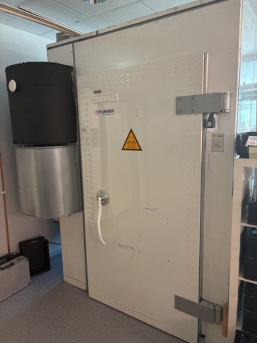 1308745-15 Skärmbur med AC-aggregat - Euroshield ETS Lindgren RFD-100