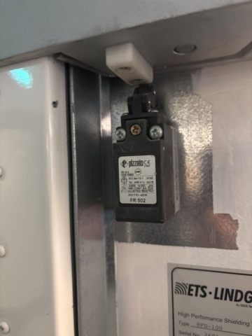 1308745-16 Skärmbur med AC-aggregat - Euroshield ETS Lindgren RFD-100