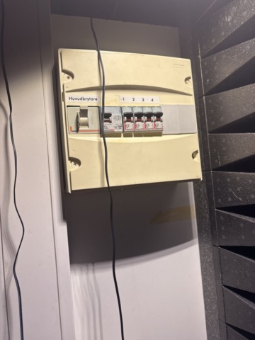 1308745-26 Skärmbur med AC-aggregat - Euroshield ETS Lindgren RFD-100