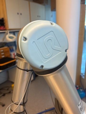 1308746-13 Industrirobot med styrenhet och kontrollpanel - Universal Robots UR5e