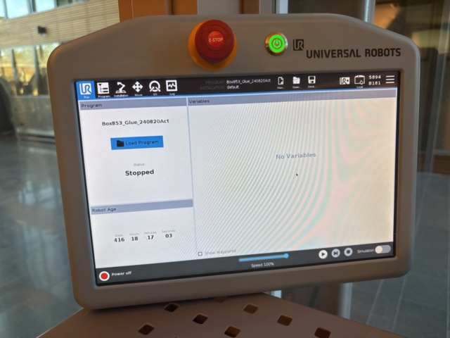 1308746-18 Industrirobot med styrenhet och kontrollpanel - Universal Robots UR5e