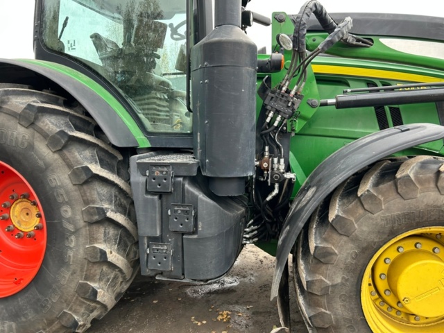 1433856-11 Traktor med lastare John Deere 7310R -2019