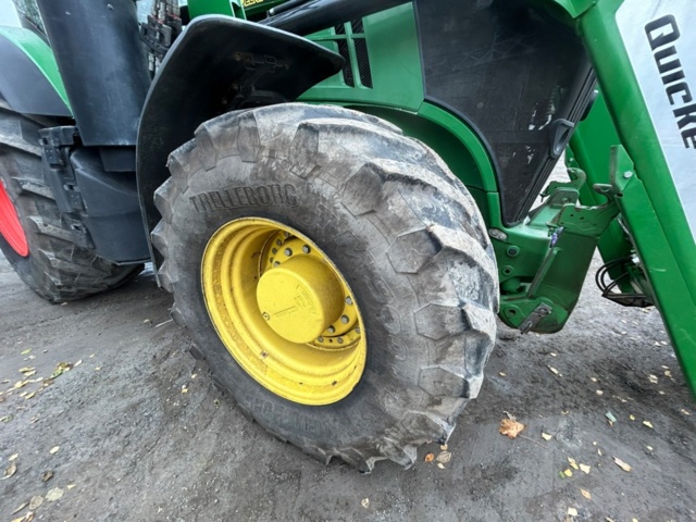 1433856-26 Traktor med lastare John Deere 7310R -2019