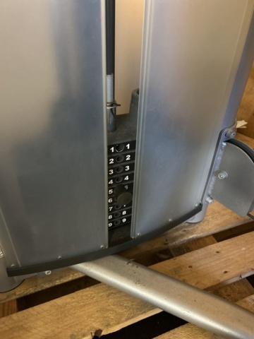 1427458-5 Abdominal machine Life Fitness