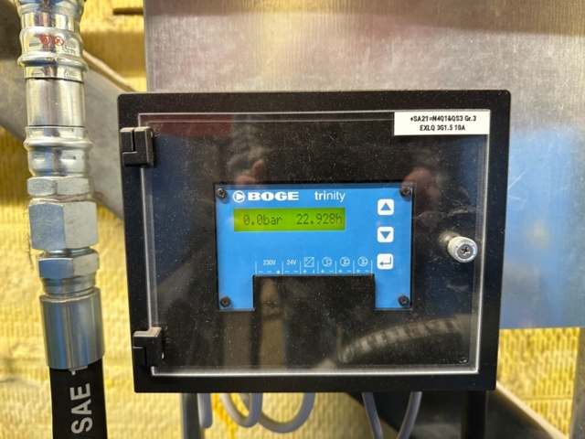 1422287-5 Skruvkompressorer 2 st + hybridtork + kondensavtappare + kondensreningsverk