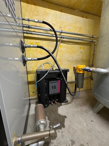 1422287-11 Skruvkompressorer 2 st + hybridtork + kondensavtappare + kondensreningsverk