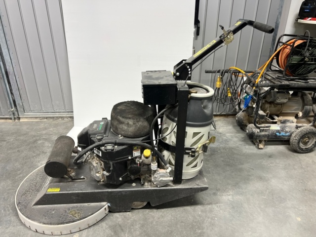 Concrete Polishing Machine Aztec Low Rider - PS Auction - We value the ...