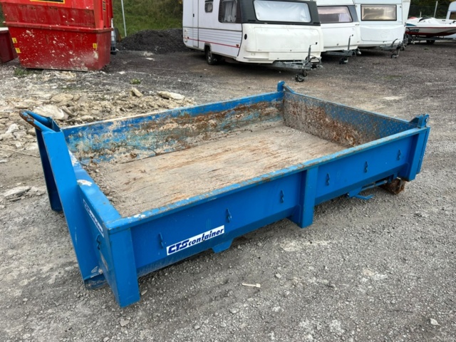 1434415-17 Lastväxlarsläp CHARVÁT CTS 3500 kg