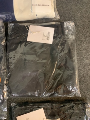 1432104-5 9 st klädesplagg, Strl M