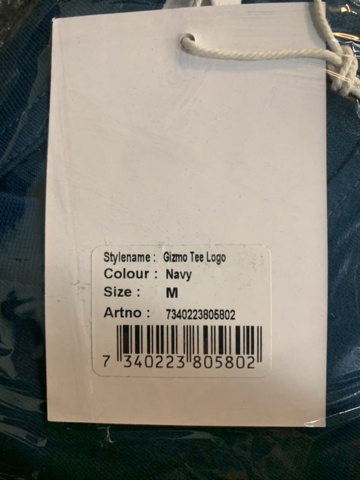 1432104-11 9 st klädesplagg, Strl M