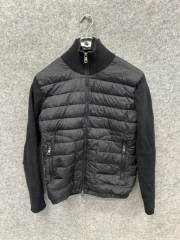 1367594-2 2st jackor Moncler/Canada Goose