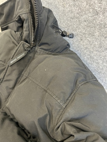 1367594-6 2st jackor Moncler/Canada Goose