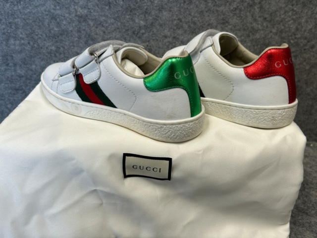 1367595-3 Skor - Gucci storlek 28