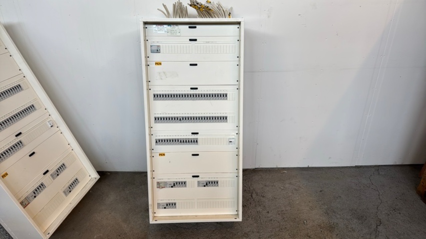 1434452-1 Elcentral - Garo