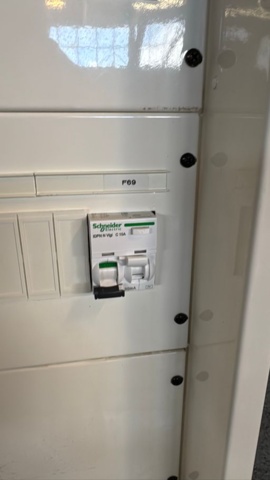 1434452-4 Elcentral - Garo