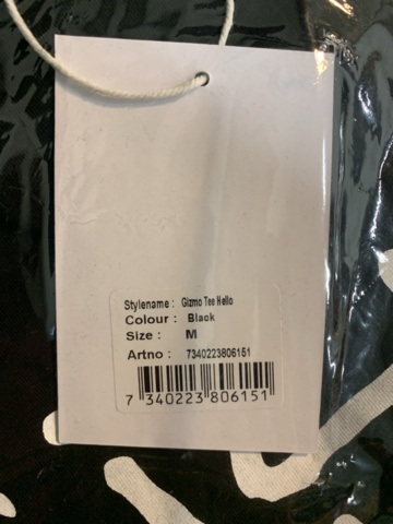 1432110-11 9 st klädesplagg, Strl M