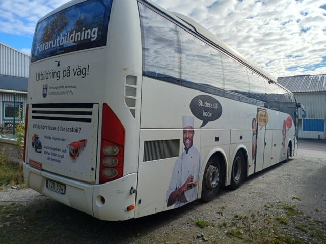 1143470-14 Buss VOLVO B12B 6X2 9700HD, -2009