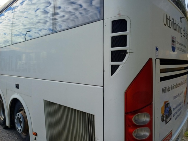 1143470-15 Buss VOLVO B12B 6X2 9700HD, -2009