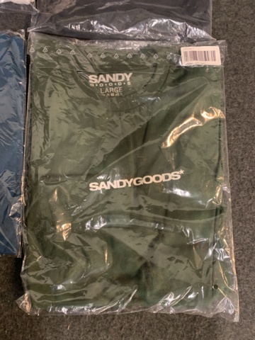 1432118-4 7 st klädesplagg, Strl L