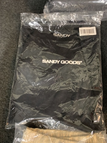 1432118-7 7 st klädesplagg, Strl L