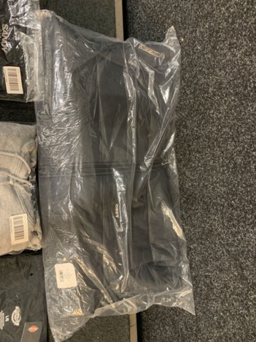 1432118-8 7 st klädesplagg, Strl L