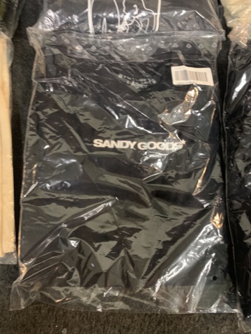 1432122-3 9 st klädesplagg, Strl L