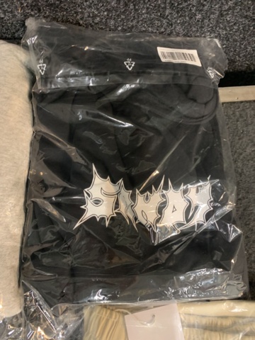 1432122-9 9 st klädesplagg, Strl L