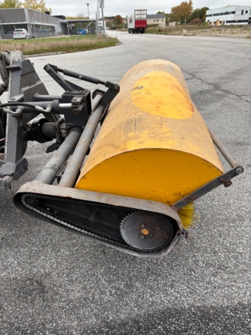 918903-19 Holder P70, sopvals