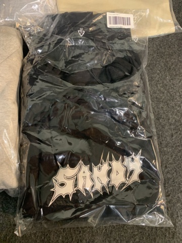 1432123-4 9 st klädesplagg, Strl L