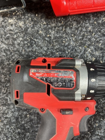 1431216-4 Skruvdragare - Milwaukee