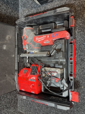 1431221-1 Sticksåg - Milwaukee M18 FBJS