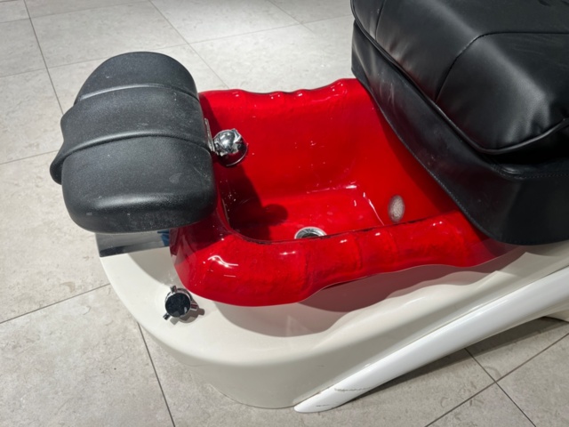 1423921-4 Massage/behandlingsfåtölj TNBL med fotbad