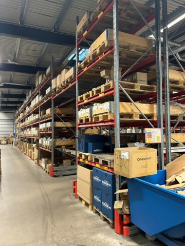 1344179-2 Pallställ / Stallage från Brännehylte 9 sektioner à ca 25 meter