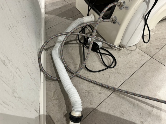 1423921-7 Massage/behandlingsfåtölj TNBL med fotbad