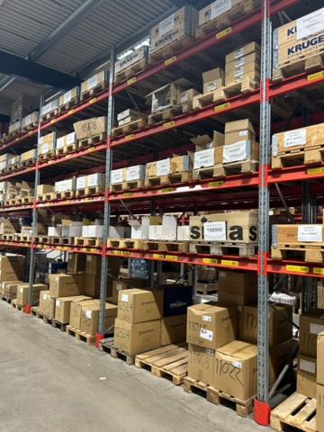 1344179-14 Pallställ / Stallage från Brännehylte 9 sektioner à ca 25 meter