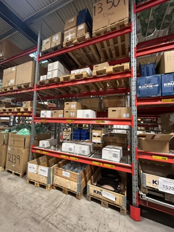 1344179-39 Pallställ / Stallage från Brännehylte 9 sektioner à ca 25 meter