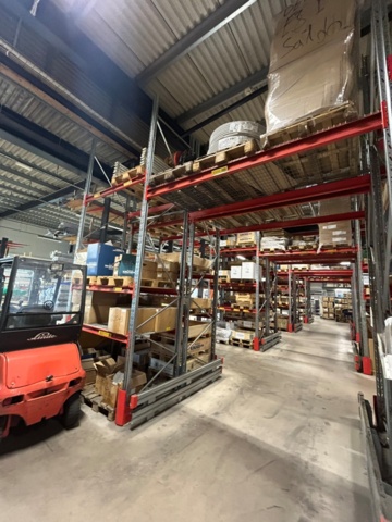 1344179-50 Pallställ / Stallage från Brännehylte 9 sektioner à ca 25 meter