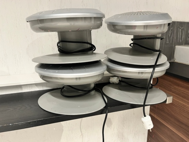 1423923-12 Inredning till nagelsalong, möbler, maskiner, tillbehör