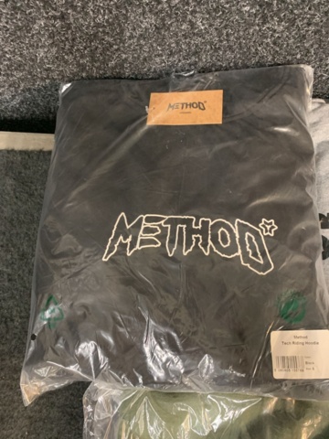 1432124-6 7 st klädesplagg, Strl S