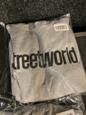 1432125-11 9 st klädesplagg, Strl S